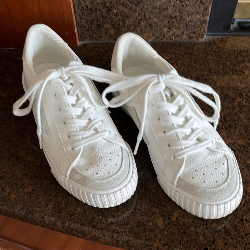 Blowfish White Textured Sneakers - Picture 5 of 5